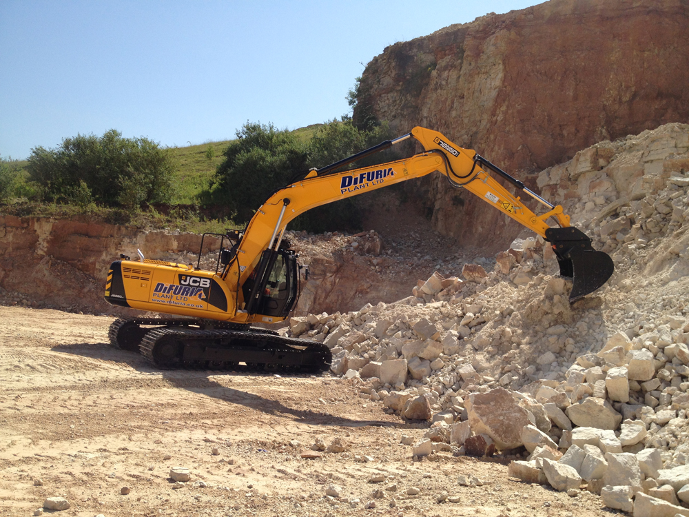 Excavators Large (Including Zero Tail Swing) Excavators Large (Including Zero Tail Swing)